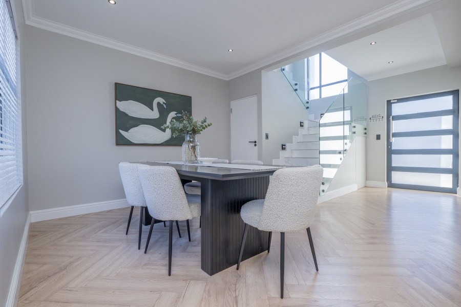 3 Bedroom Property for Sale in Sandown Western Cape